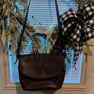 Elegant Brown Leather Shoulder Crossbody Bag 💼